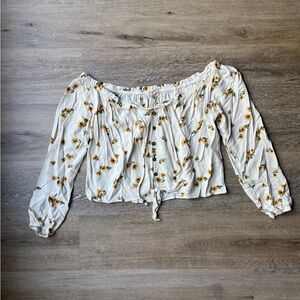Floral off the shoulder quarter sleeve crop top